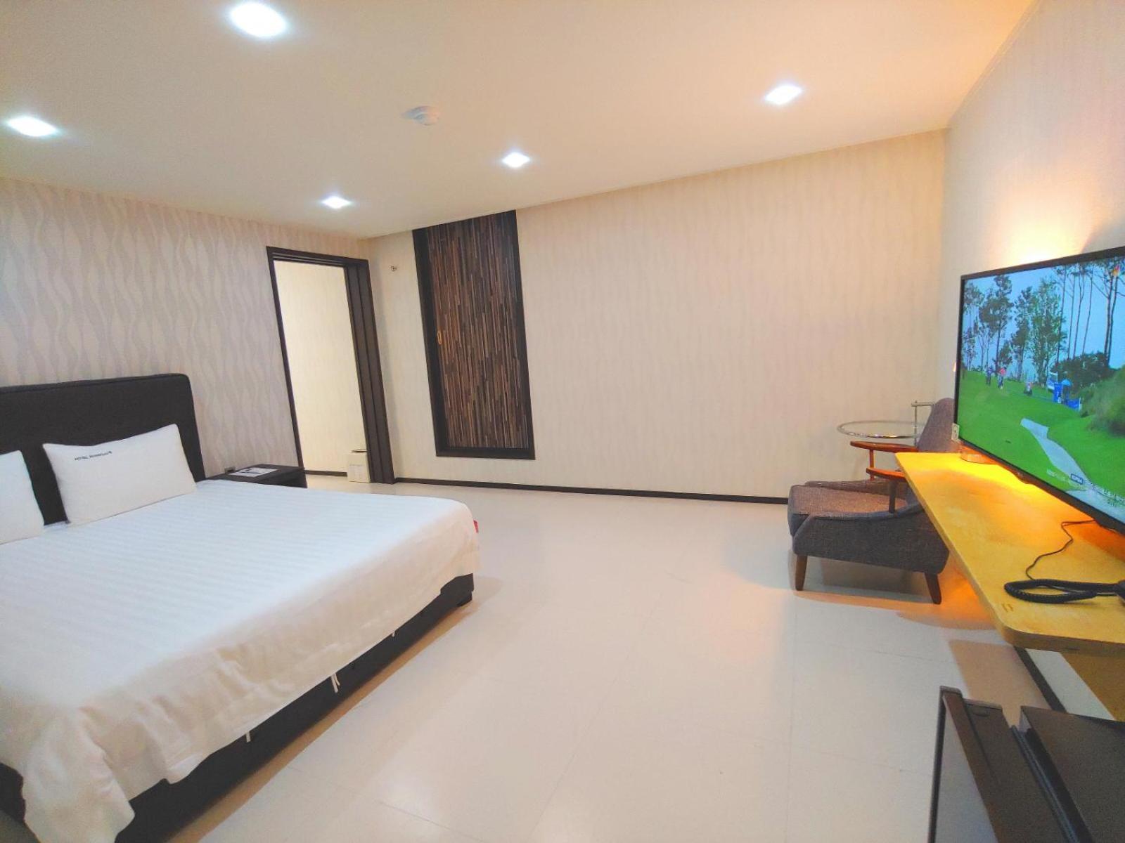 Hotel Rhangju ซอกวีโพ ภายนอก รูปภาพ