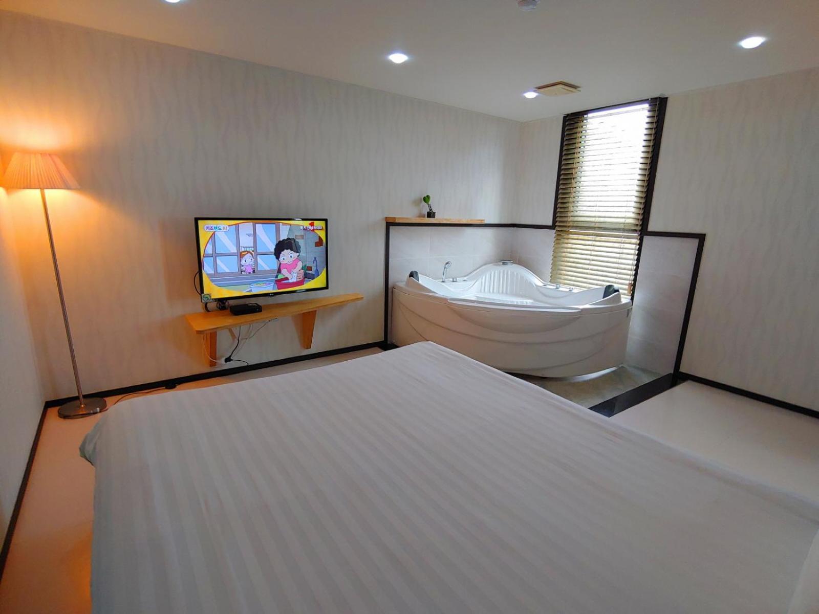 Hotel Rhangju ซอกวีโพ ภายนอก รูปภาพ