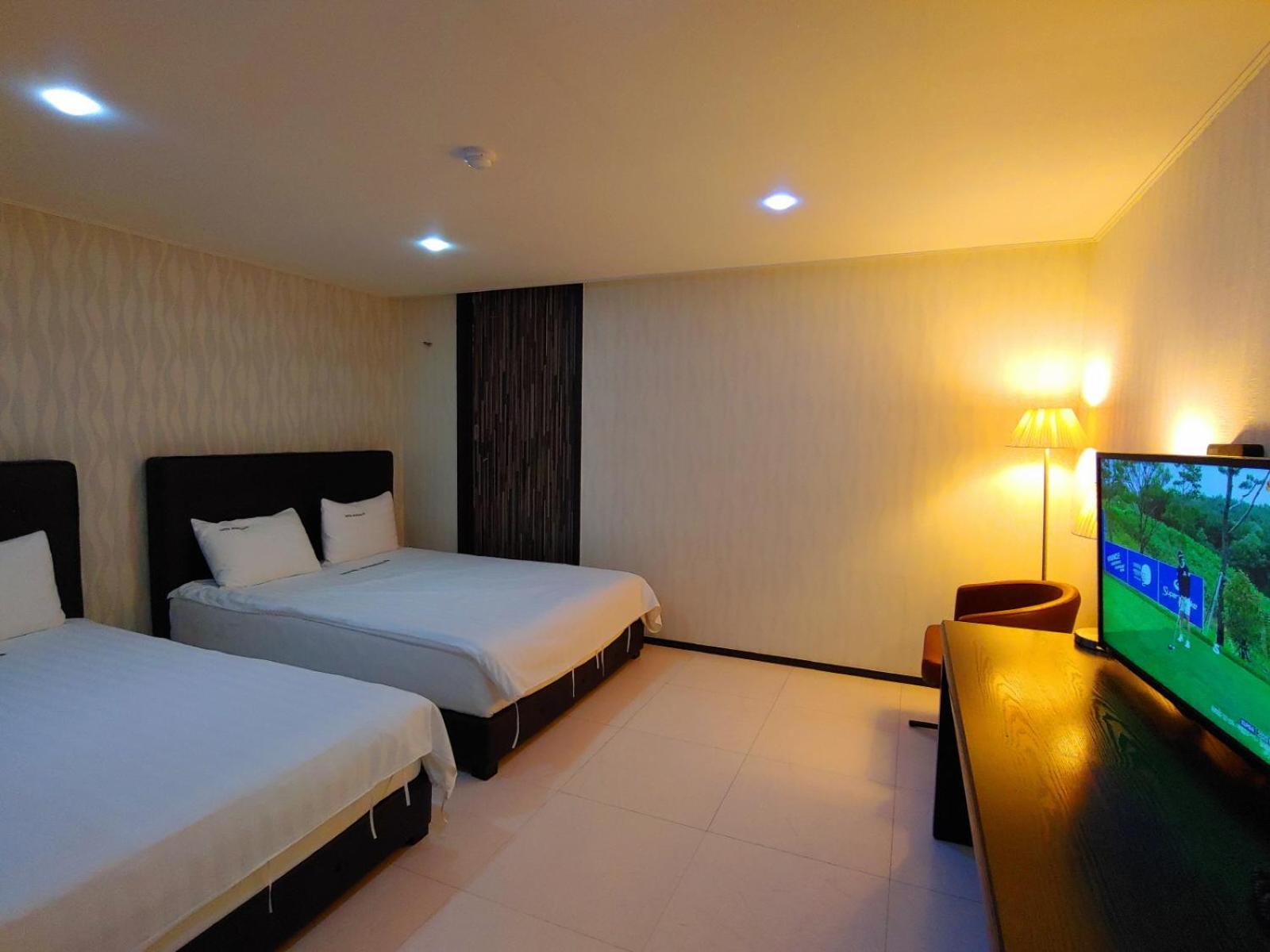 Hotel Rhangju ซอกวีโพ ภายนอก รูปภาพ