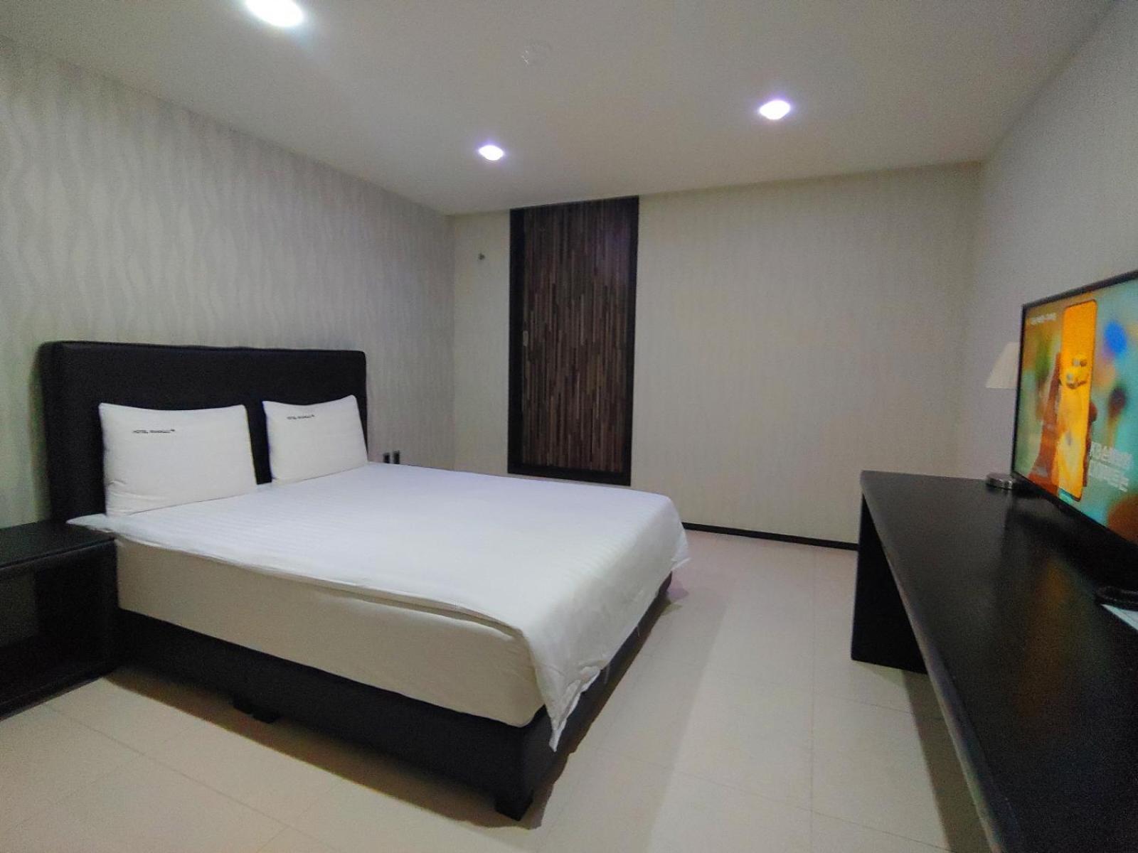 Hotel Rhangju ซอกวีโพ ภายนอก รูปภาพ
